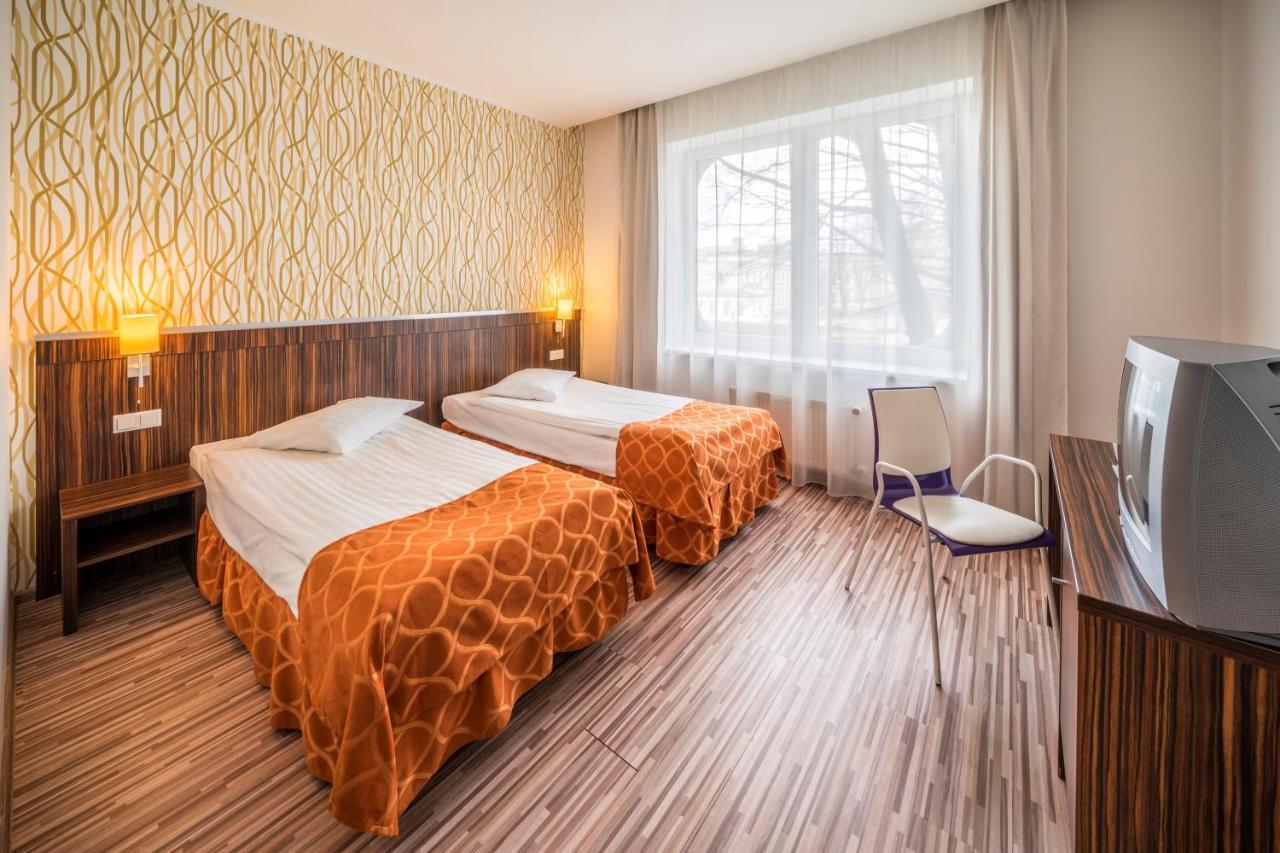 Rija Vef Hotel With Free Parking Riga Exterior photo