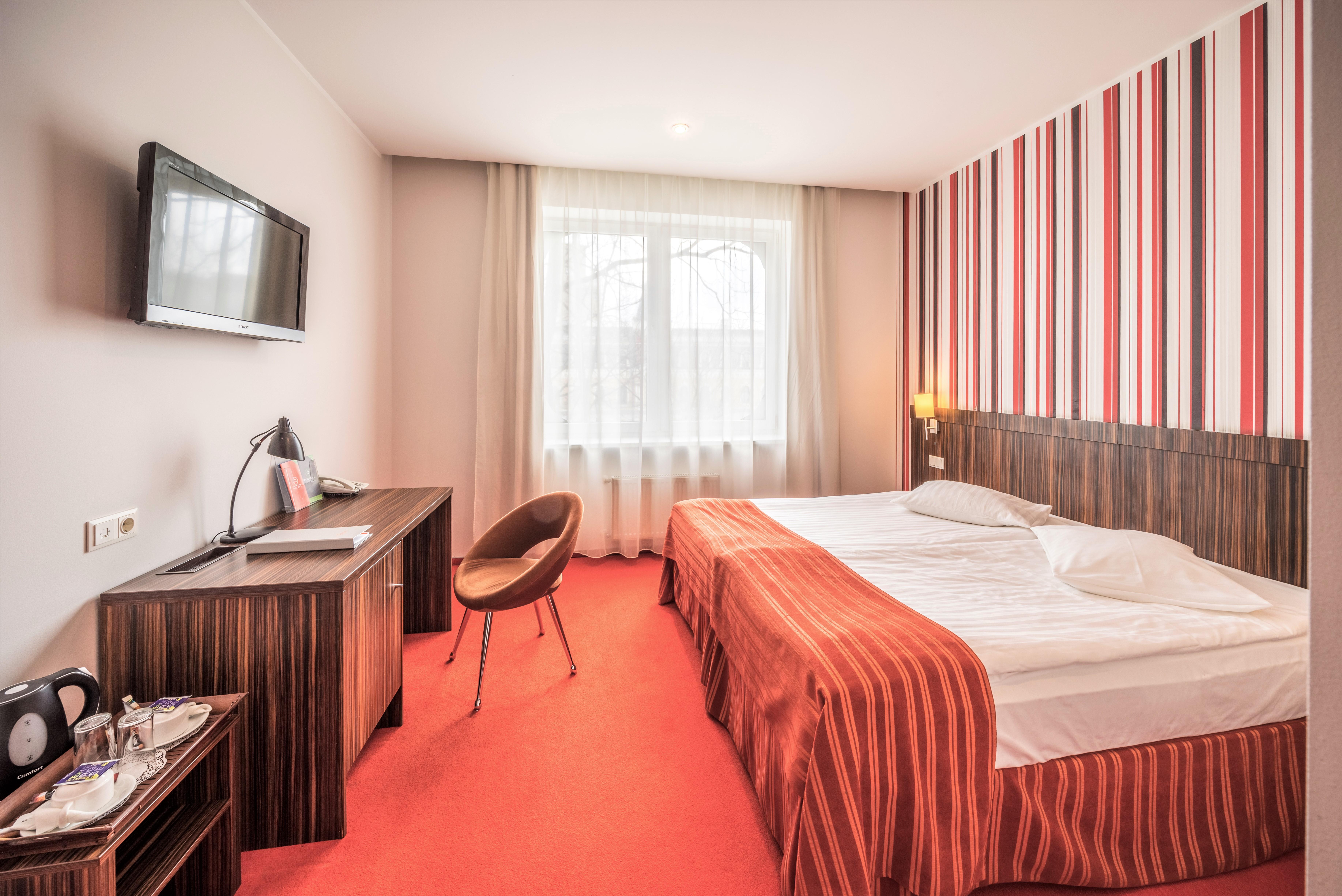 Rija Vef Hotel With Free Parking Riga Exterior photo
