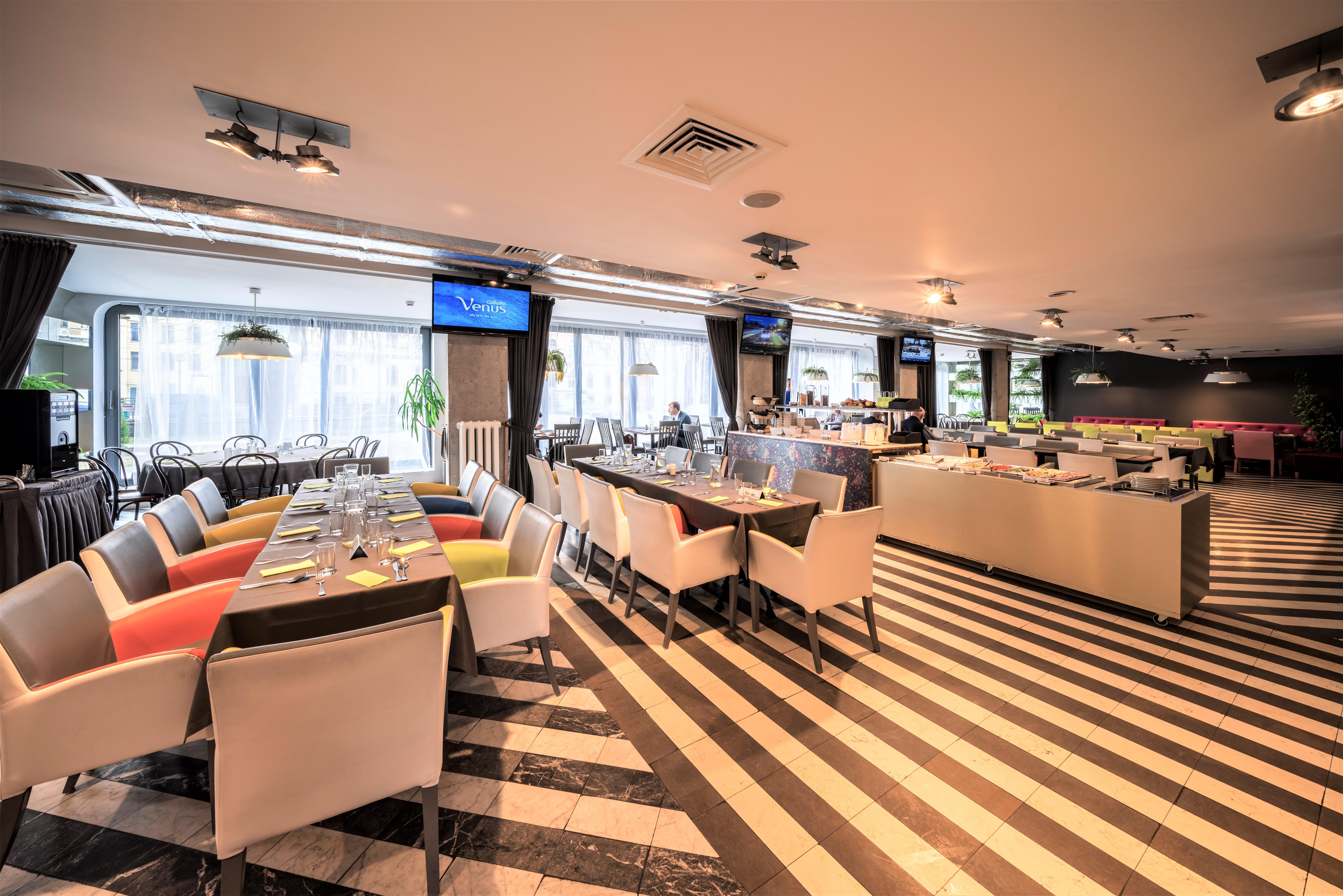 Rija Vef Hotel With Free Parking Riga Exterior photo