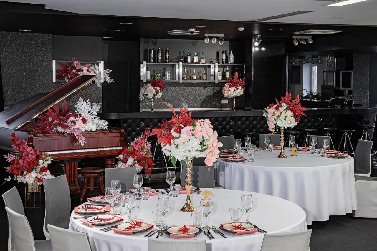 Rija Vef Hotel With Free Parking Riga Exterior photo