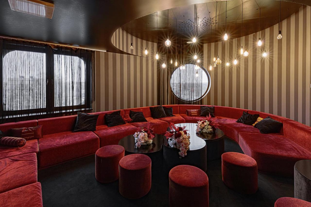 Rija Vef Hotel With Free Parking Riga Exterior photo