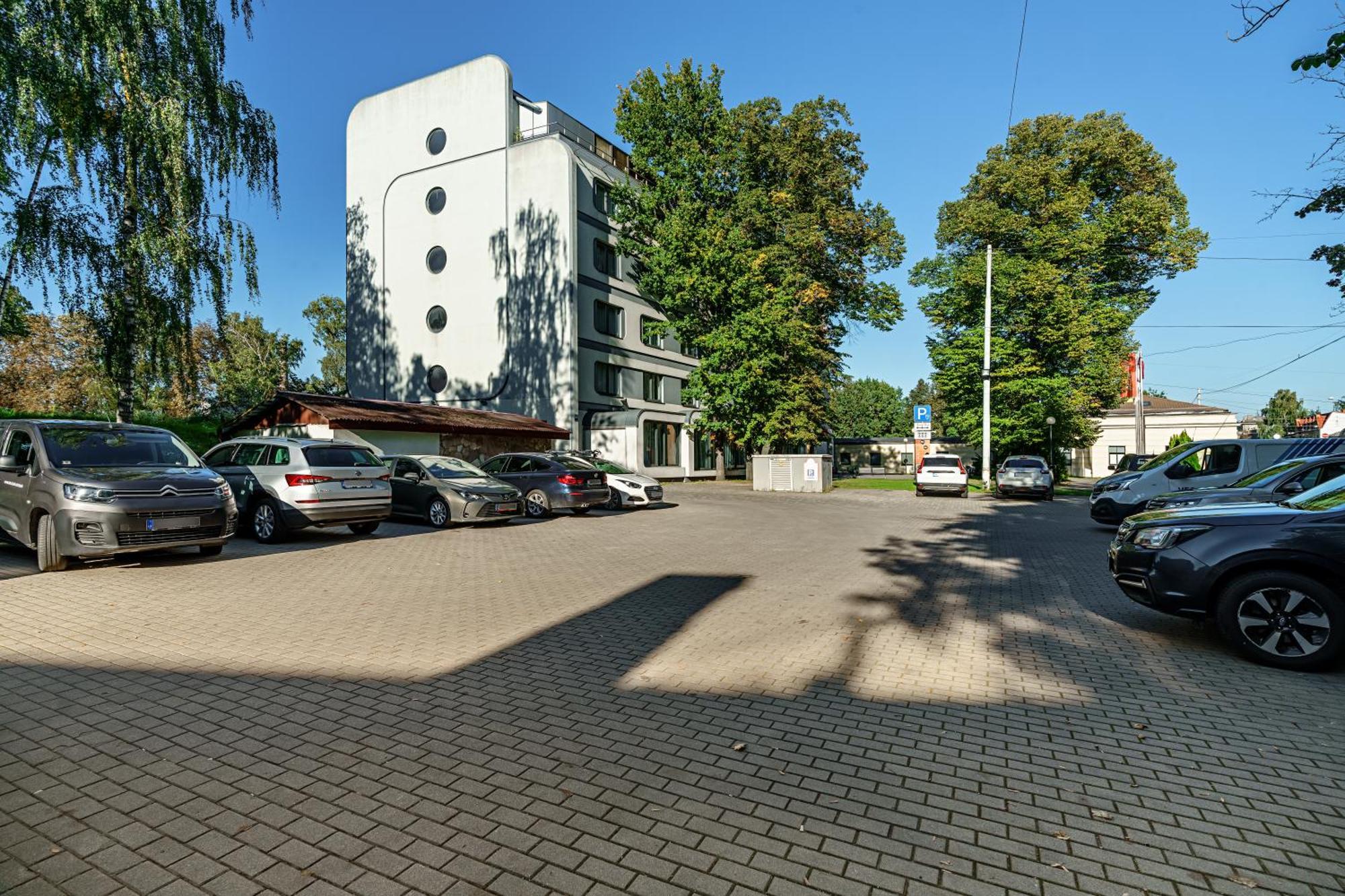 Rija Vef Hotel With Free Parking Riga Exterior photo