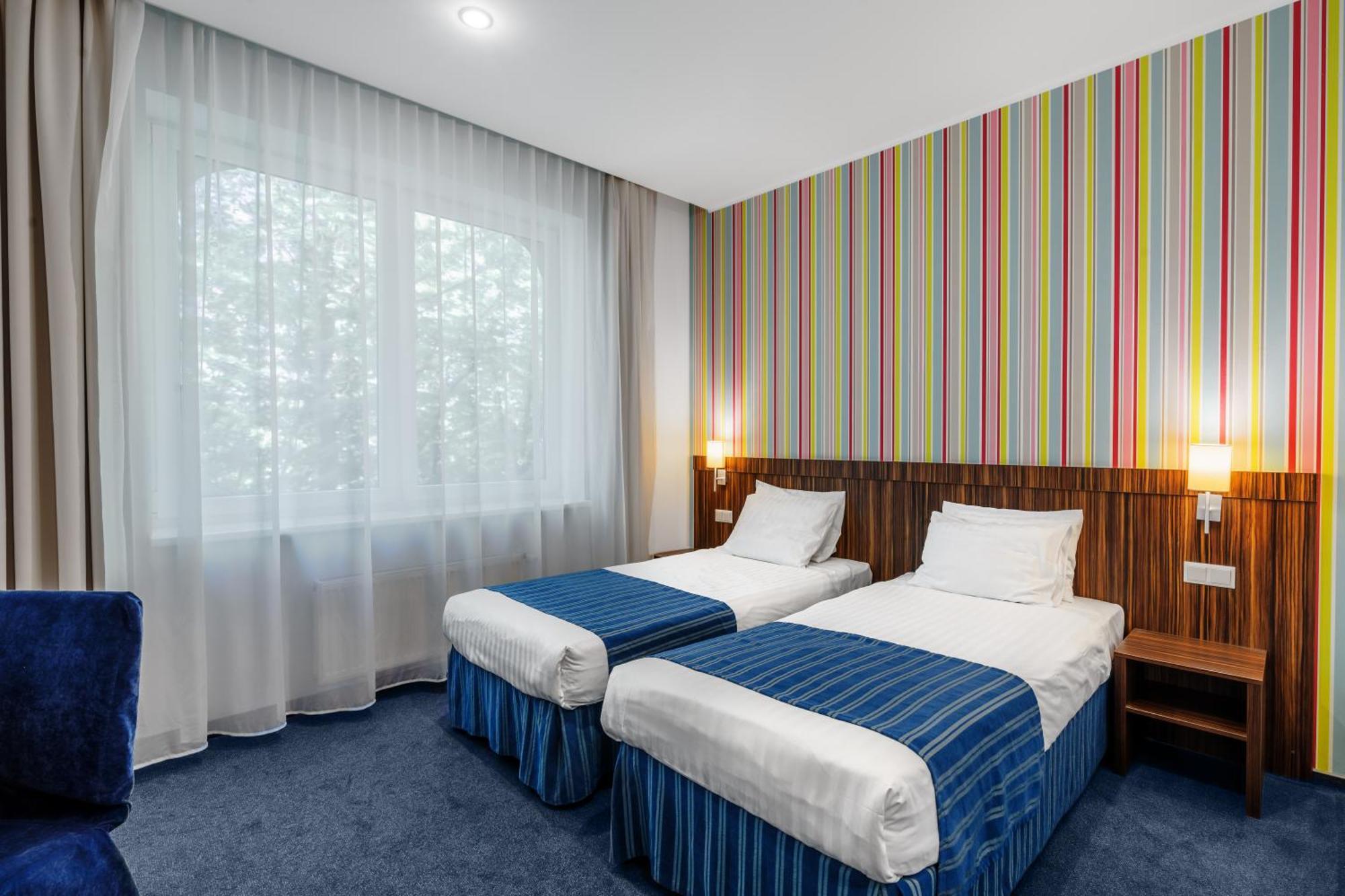 Rija Vef Hotel With Free Parking Riga Room photo