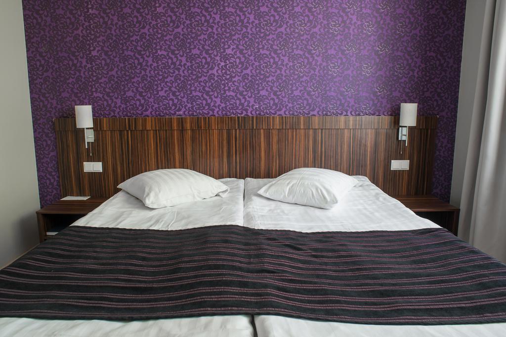 Rija Vef Hotel With Free Parking Riga Exterior photo